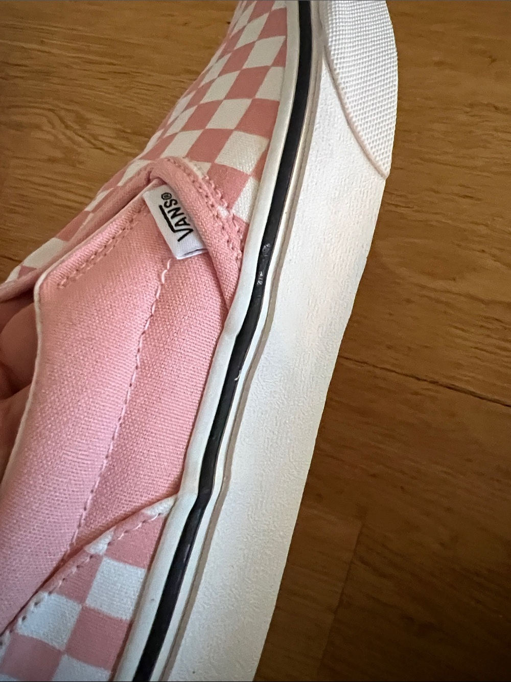 Vans Kids Checkerboard Slip-On in Pink and White - Picture 5 of 5
